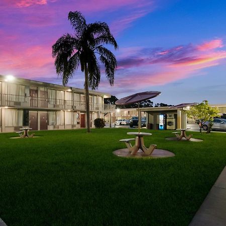 Red Roof Inn Vero Beach - I-95 Εξωτερικό φωτογραφία