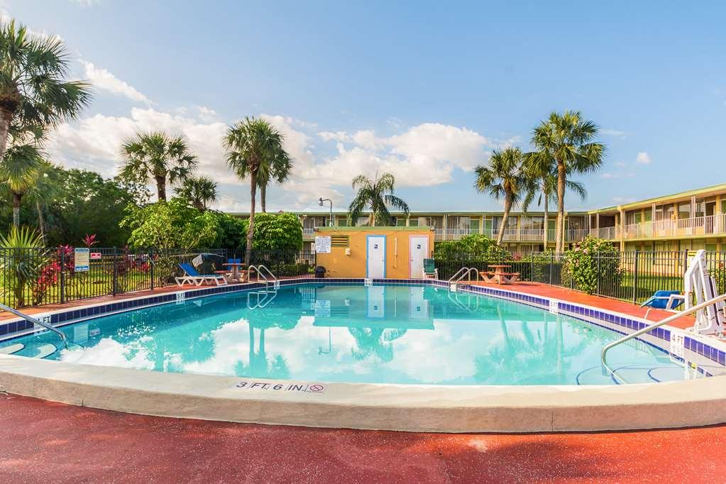 Red Roof Inn Vero Beach - I-95 Ανέσεις φωτογραφία