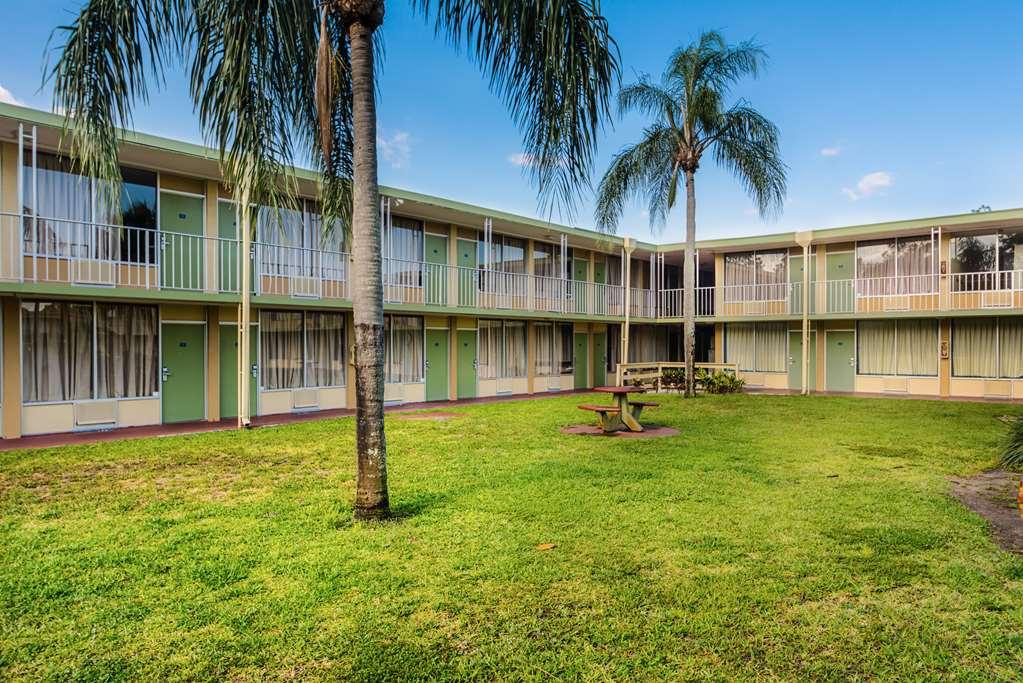 Red Roof Inn Vero Beach - I-95 Εξωτερικό φωτογραφία