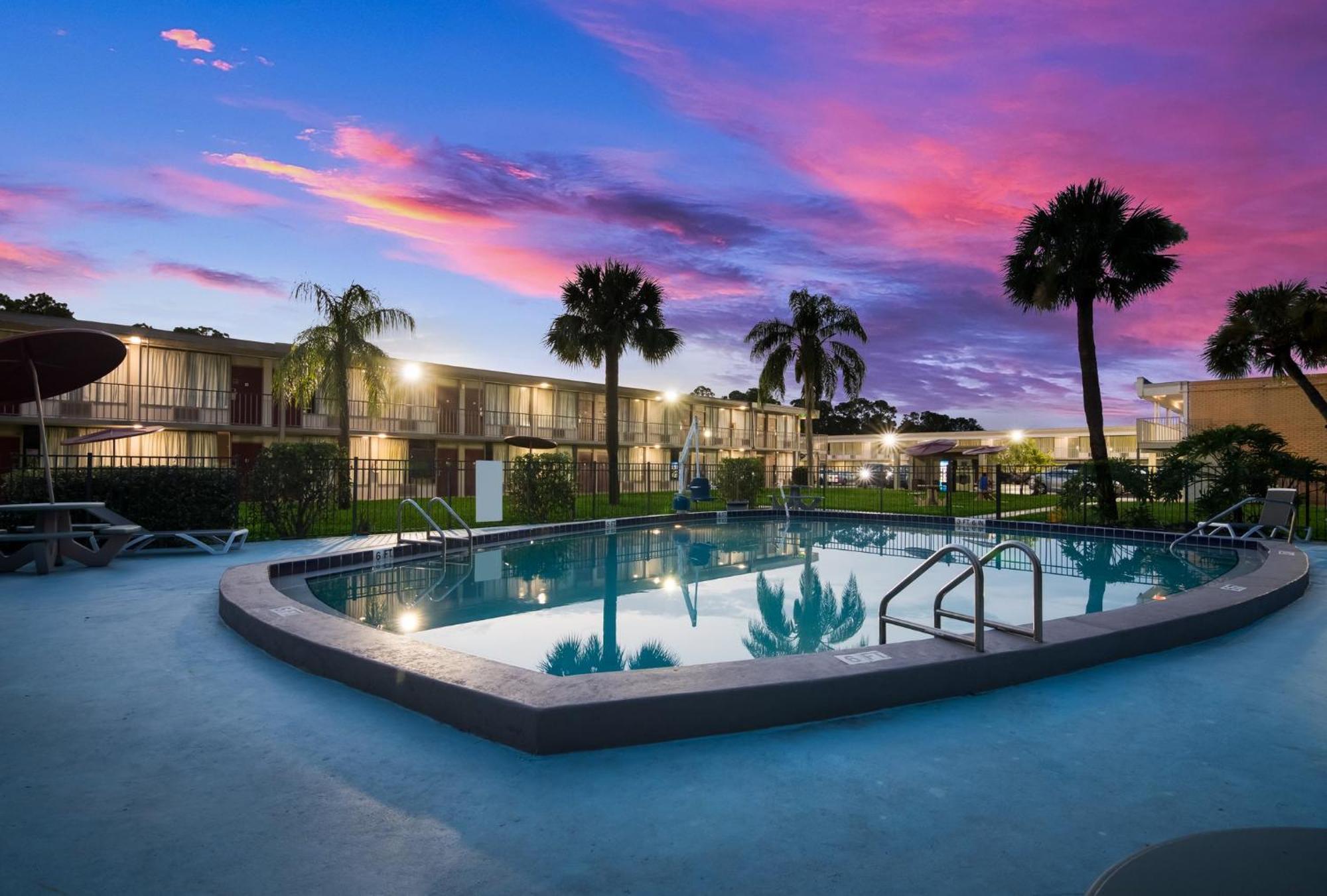 Red Roof Inn Vero Beach - I-95 Εξωτερικό φωτογραφία